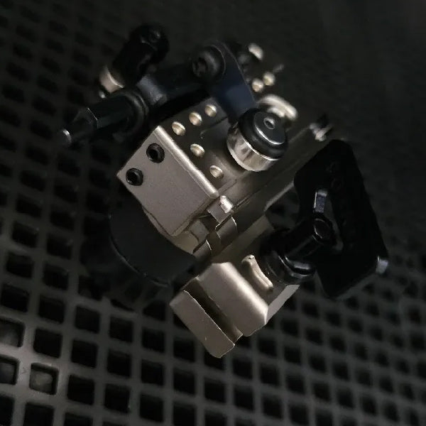 MARTIN PINTOS｜LINER 5.3｜Nickel & Black